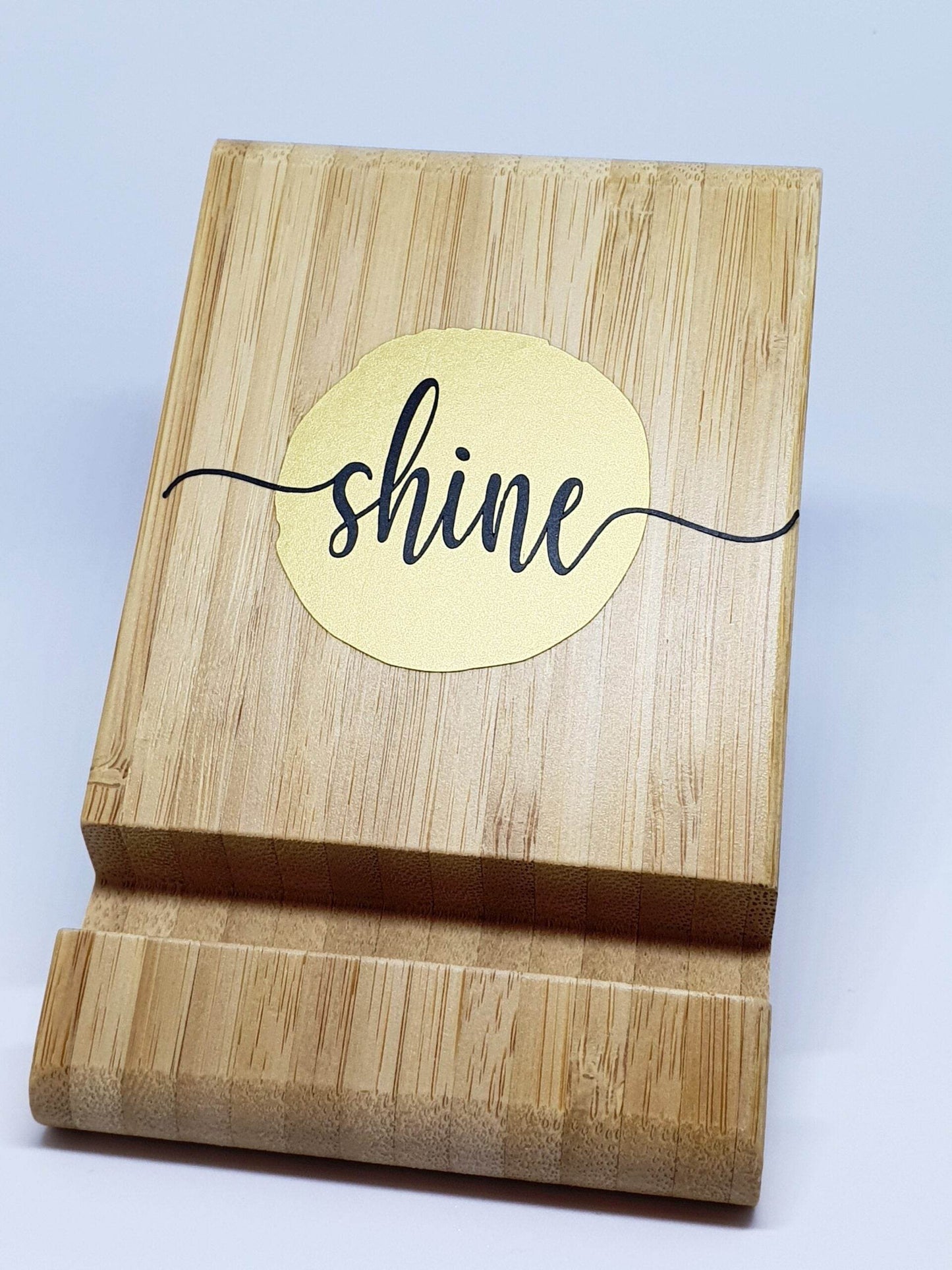ستاند أو حامل للموبايل أو التابلت / Smile & Shine - Toot Box