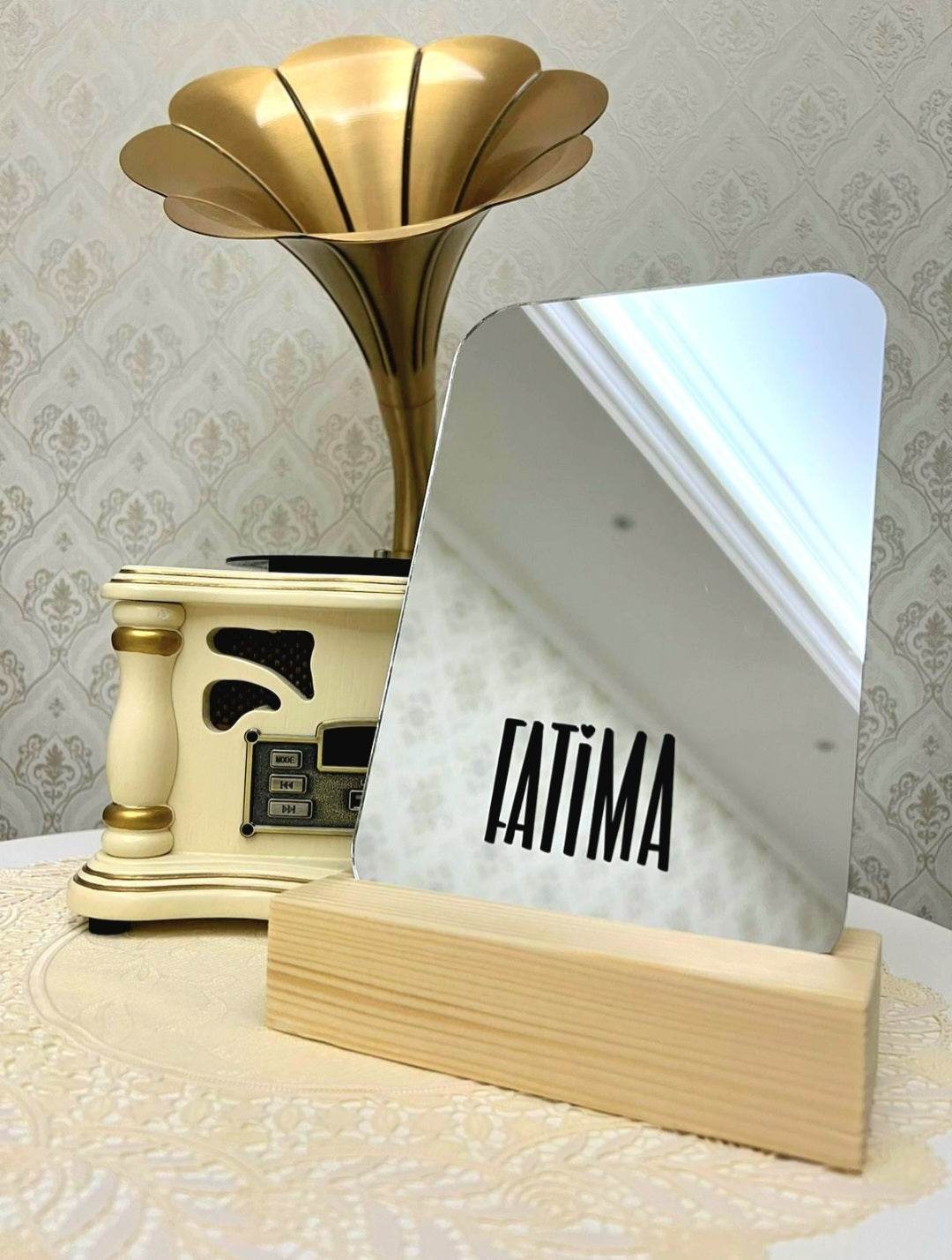 Customized Mirror with Wooden Stand - مراية مع ستاند خشبي مخصصة بالإسم - Toot Box