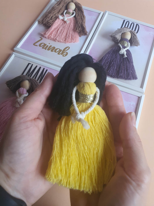 A Gift from the Heart – Personalized Macrame Doll Frame | فريم دمية مكرمية باسم مخصص – لمسة حب من توت بوكس - Toot Box