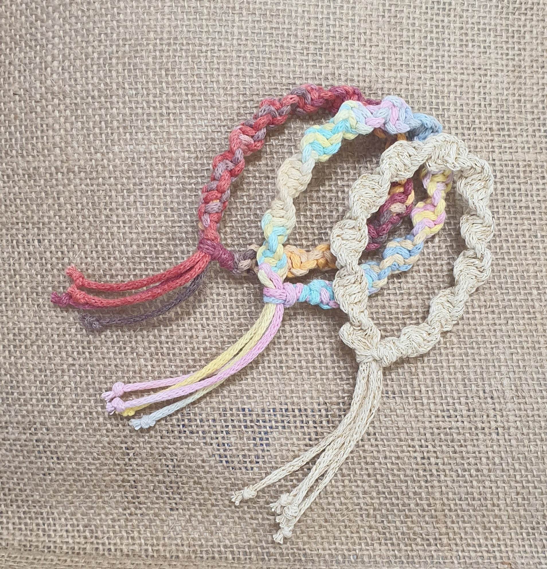 DIY PACK - Friendship Bracelets- بكج إصنعها بنفسك - أساور الصداقة - Toot Box