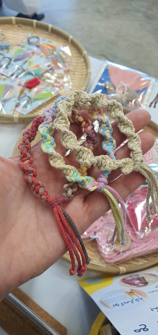 DIY PACK - Friendship Bracelets- بكج إصنعها بنفسك - أساور الصداقة - Toot Box