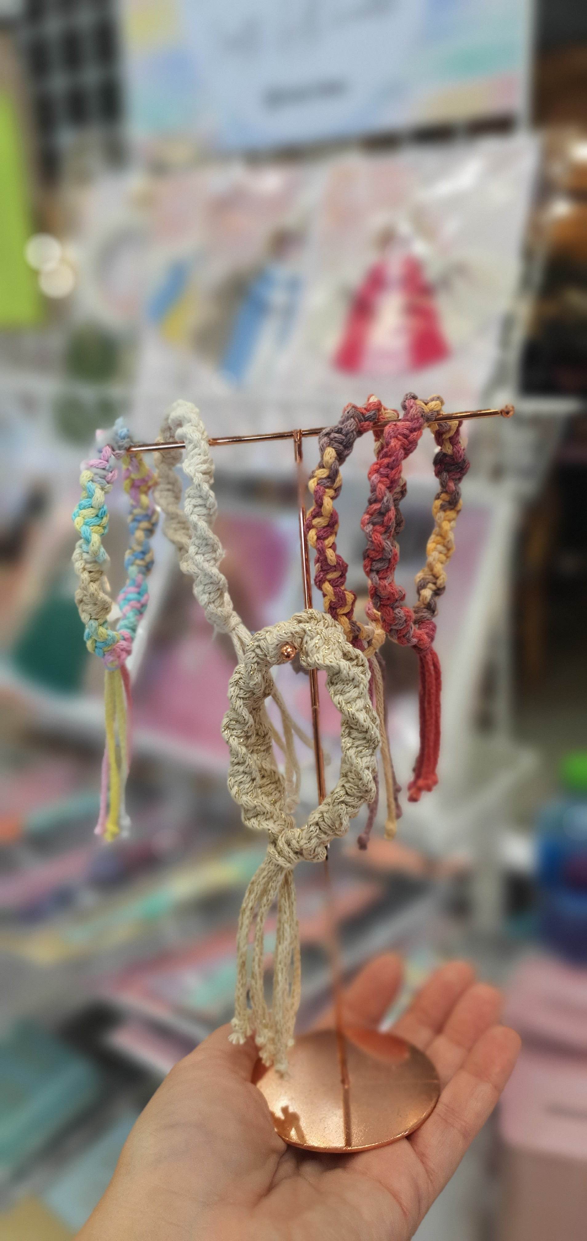 DIY PACK - Friendship Bracelets- بكج إصنعها بنفسك - أساور الصداقة - Toot Box