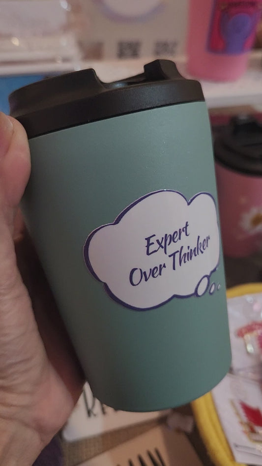 كوب حراري بتصميم مميز يناسب يومك