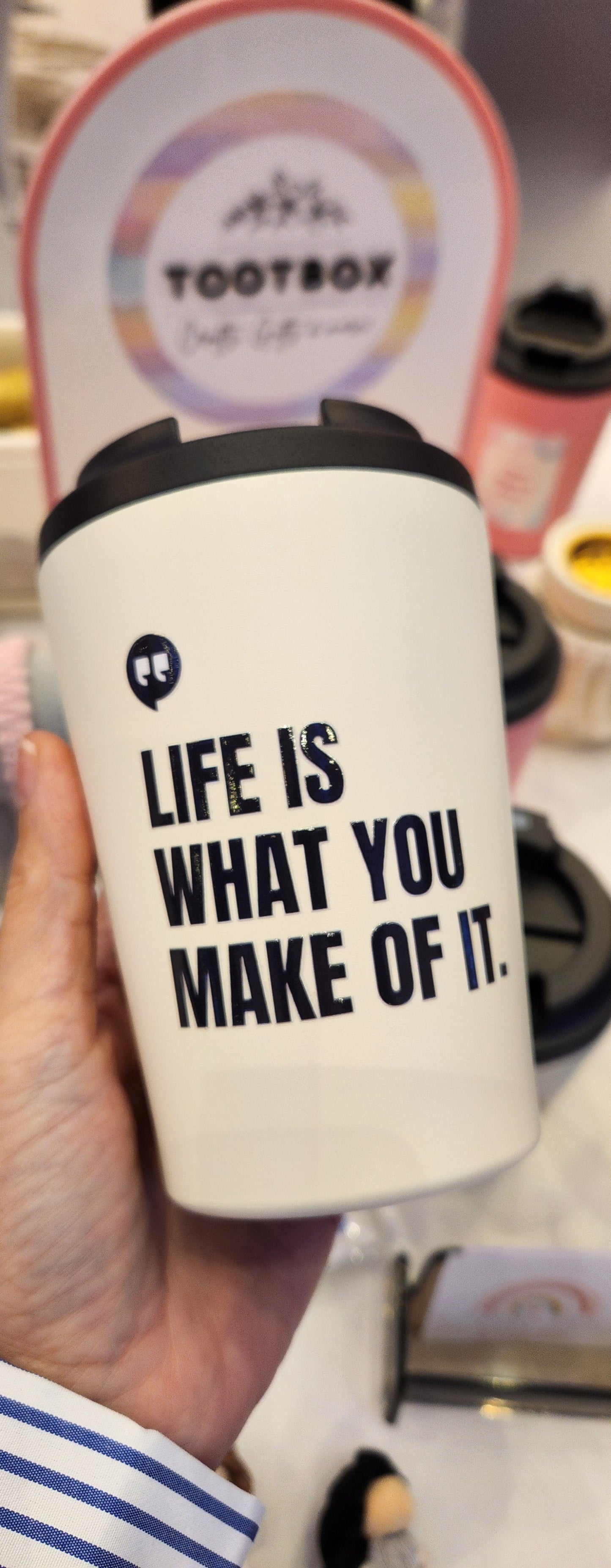 كوب حراري بتصميم مميز يناسب يومك